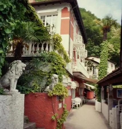 Elvezia Al Lago ホテル